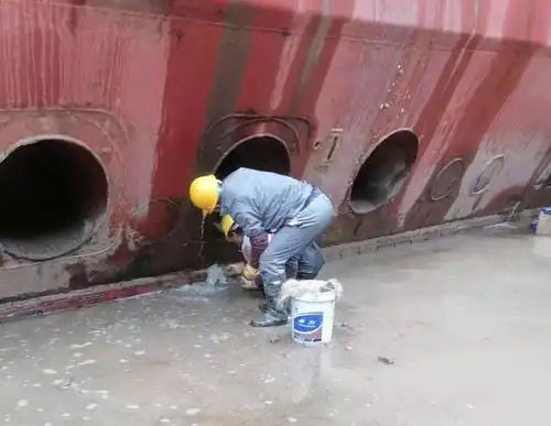 杨林街道船坞堵漏